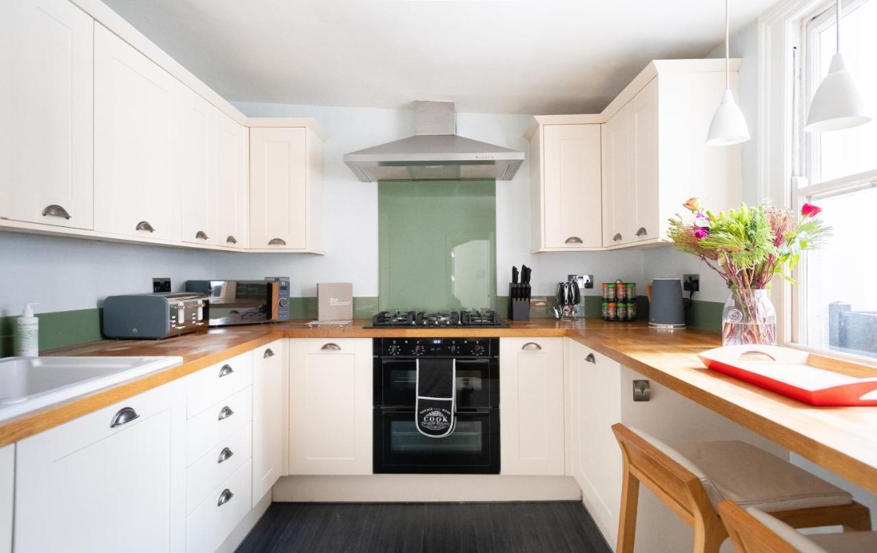 The Euston Square Escape - Modern & Central 4Bdr Home Londres Exterior foto